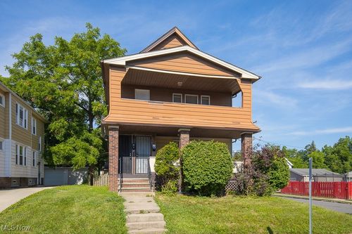 4804 84th St, Garfield Heights, OH, 44125-2004 | Card Image