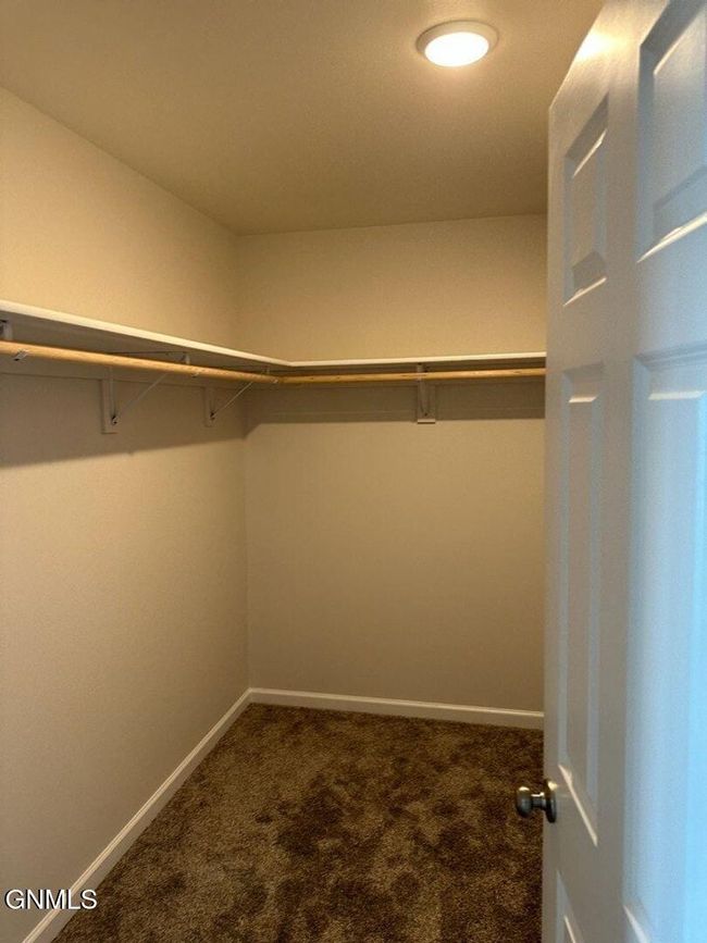 131 Marshall Loop, House other with 3 bedrooms, 3 bathrooms and null parking in Bismarck ND | Image 7