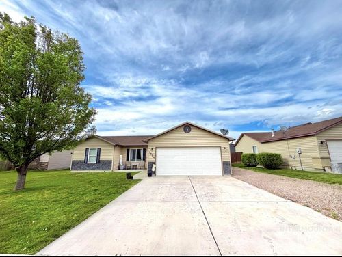 1006 21st Ave E, Jerome, ID, 83338-5196 | Card Image