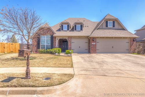 13221 S 21st Pl, Bixby, OK, 74008-2176 | Card Image