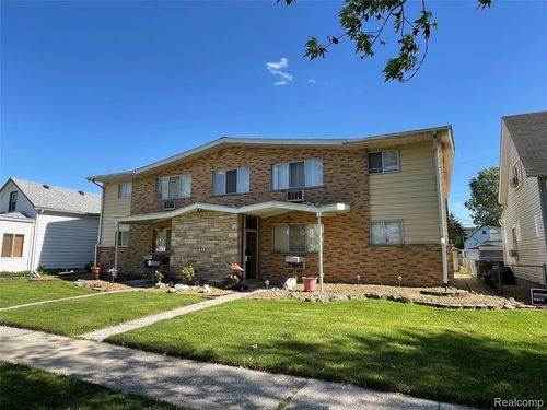 549 Elm Unit 7 Street, Wyandotte, MI, 48192 | Card Image