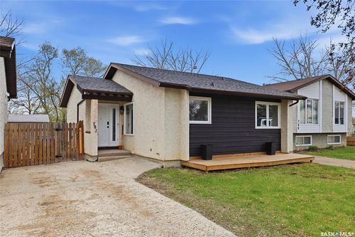 782 Hayworth Crescent N, Regina, SK, S4X1Y1 | Card Image