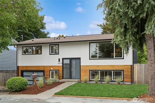 6545 33rd Ave S, Seattle, WA, 98118-3226 | Card Image