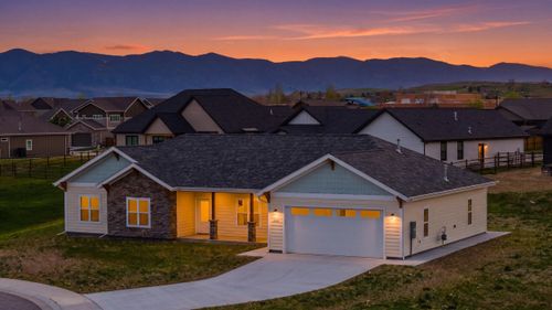 240 Sunrise Ct, Sheridan, WY, 82801-4568 | Card Image