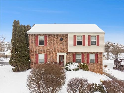 440 Shelbourne Dr, Pittsburgh, PA, 15239-3604 | Card Image