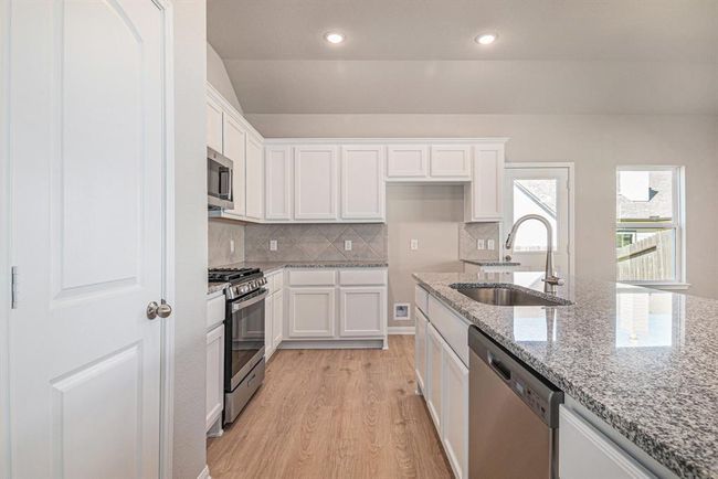 11123 Lulu Ln, House other with 4 bedrooms, 2 bathrooms and 2 parking in Willis TX | Image 11