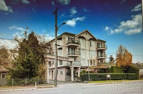 104-3133 Tillicum Rd, Saanich, BC, V9A2B4 | Card Image