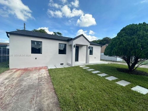 na-2377 Nw 84th St, Miami, FL, 33147-4137 | Card Image
