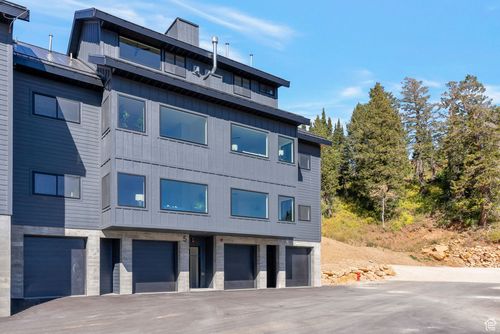 5d-6560 N Wolf Creek Dr, Eden, UT, 84310-9117 | Card Image