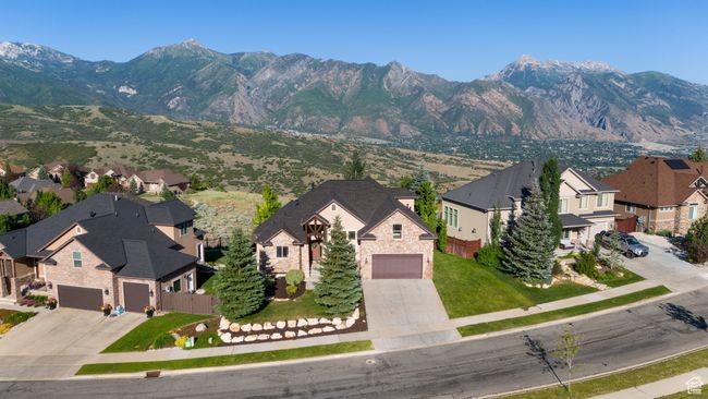 15337 Eagle Crest Dr, House other with 6 bedrooms, 4 bathrooms and 3 parking in Draper UT | Image 8