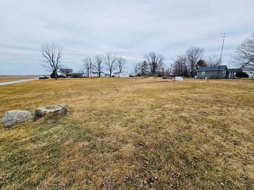 8-10 Lot Street, Chenoa, IL, 61726 | Card Image