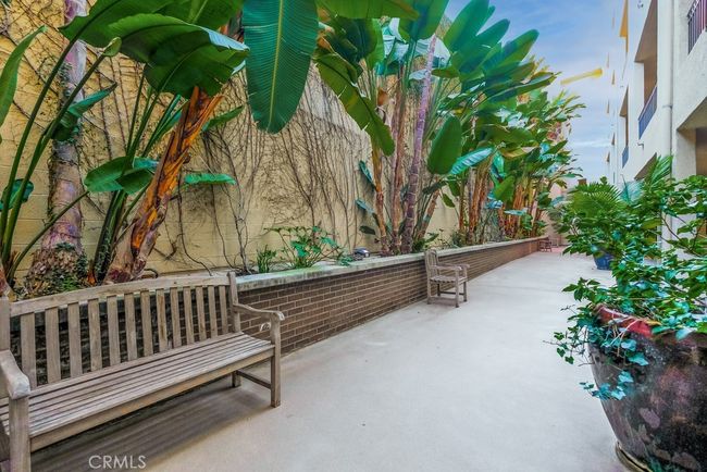 395 E 4th #41 Street, Condo with 2 bedrooms, 2 bathrooms and 2 parking in Long Beach CA | Image 63