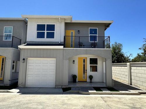 861 Connie Ln, San Jose, CA, 95122-3252 | Card Image