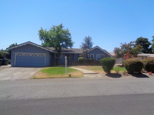 9412 Twin Lakes Ave, Orangevale, CA, 95662-5423 | Card Image
