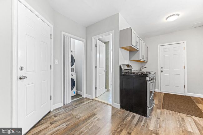 APT-2ND - 319 S Augusta Ave, Condo with 1 bedrooms, 1 bathrooms and null parking in BALTIMORE MD | Image 5