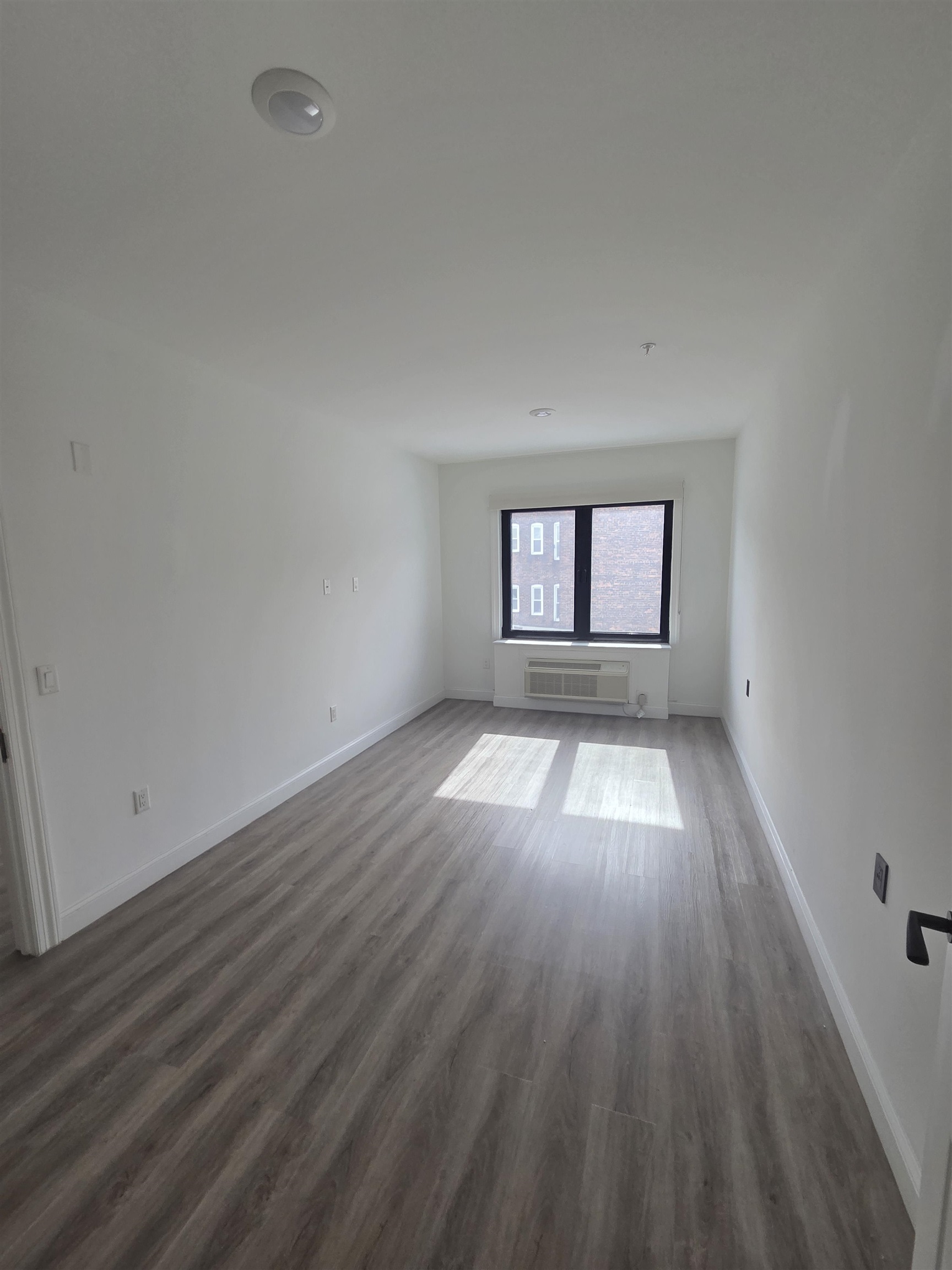 Residential Lease in JC, Journal Square 5