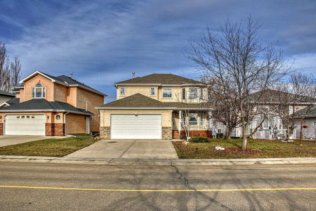 62 Kingston Drive, Home with 4 bedrooms, 3 bathrooms and 2 parking in Red Deer AB | Image 49