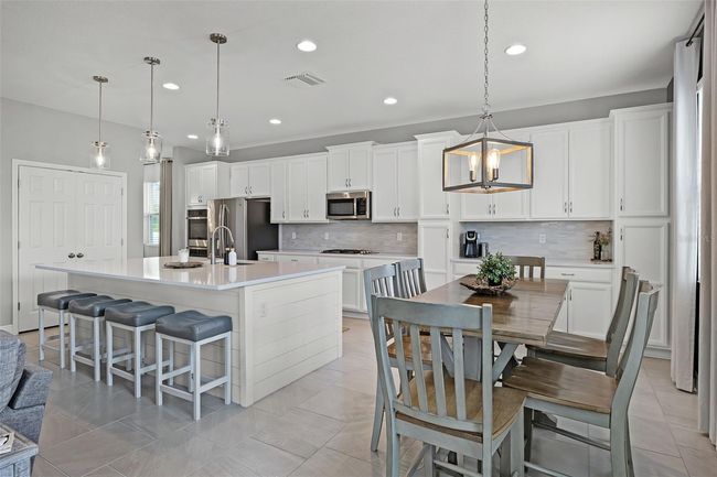 391 Cheeota Ct, House other with 5 bedrooms, 4 bathrooms and null parking in Minneola FL | Image 16
