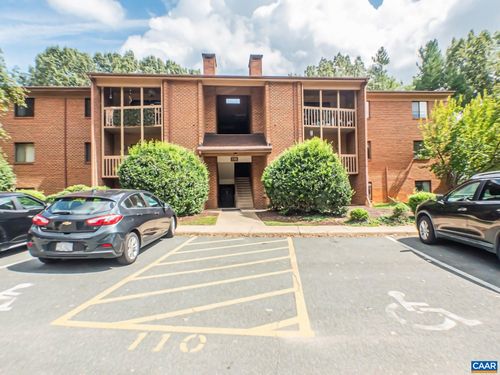 4-110 Turtle Creek Rd, CHARLOTTESVILLE, VA, 22901-6753 | Card Image