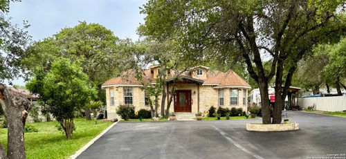 22739 Lazy Stream Dr, Elmendorf, TX, 78112-6036 | Card Image