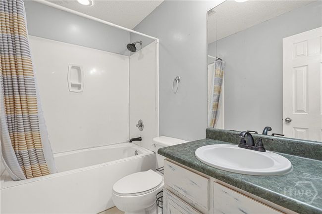 Guest bathroom | Image 21