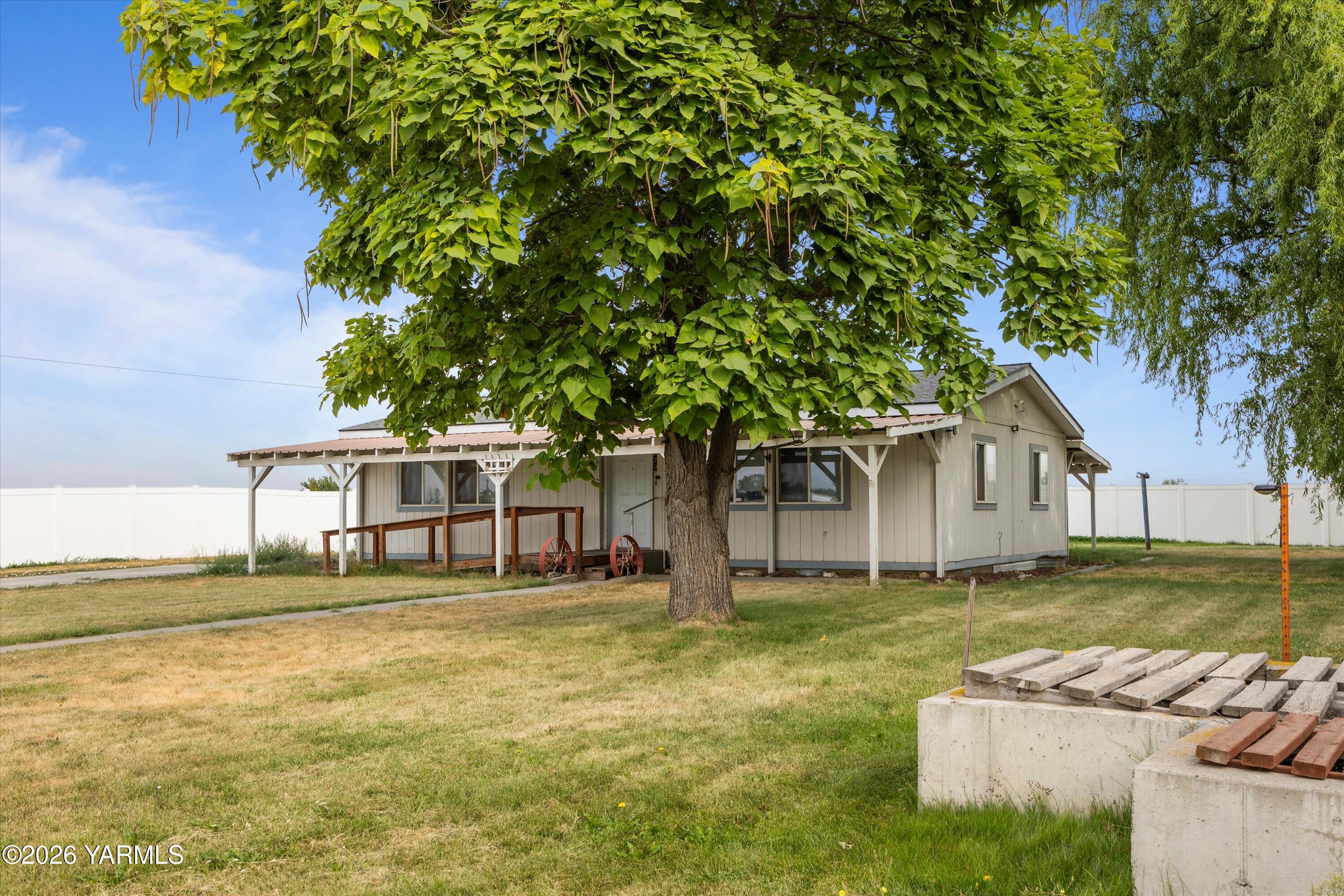 Residential in Zillah 3