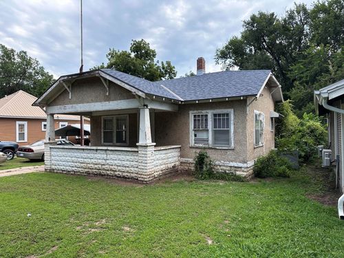 1310 S B St, Arkansas City, KS, 67005-3619 | Card Image
