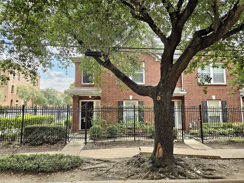 2211 Runnels St, Houston, TX, 77003-1019 | Card Image