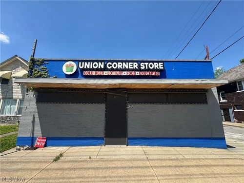 7523 Union Ave, Cleveland, OH, 44105-1552 | Card Image