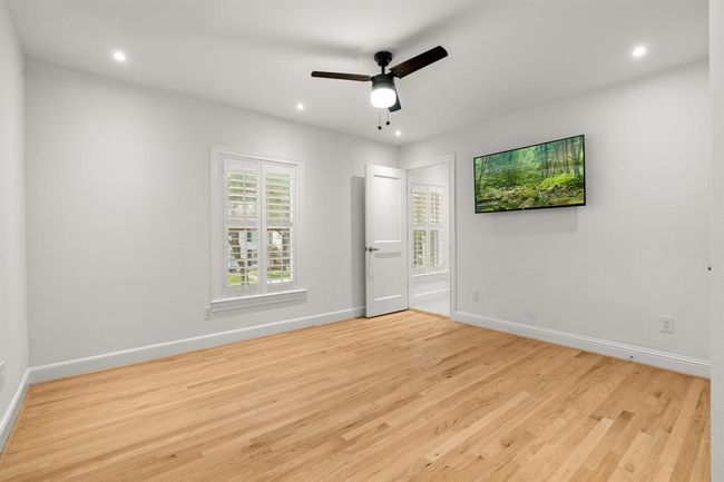 Secondary Bedroom | Image 40