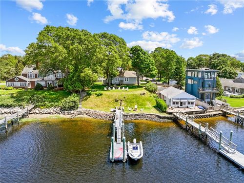 39 Sunset Dr, Barrington, RI, 02806-2539 | Card Image