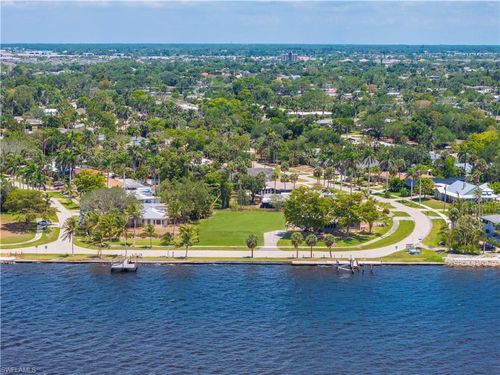 6105 W Riverside Dr, FORT MYERS, FL, 33919-1637 | Card Image