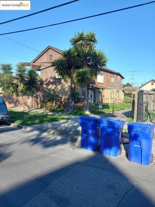 238 S 3rd St, Richmond, CA, 94804-2120 | Card Image