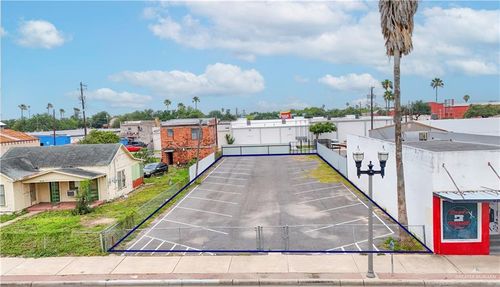 412 S 17th St, McAllen, TX, 78501-5112 | Card Image