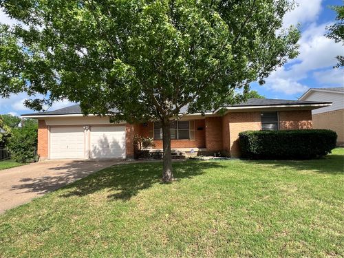 2406 Ridgecrest Dr, Garland, TX, 75041-1409 | Card Image