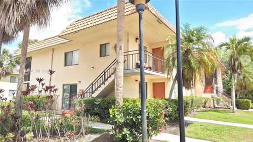 apt-201-357 Lakeview Dr, Weston, FL, 33326-1308 | Card Image