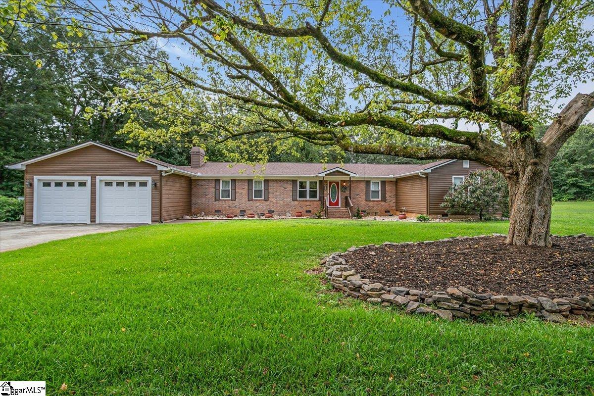 Brushy Creek Rd, Greer, SC 29650