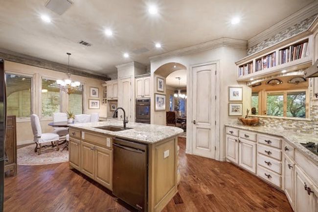 UNIT-29 - 2305 Barton Creek Blvd, Condo with 4 bedrooms, 4 bathrooms and 5 parking in Austin TX | Image 14