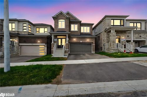 11 Phoenix Blvd, Barrie, ON, L9J0P6 | Card Image