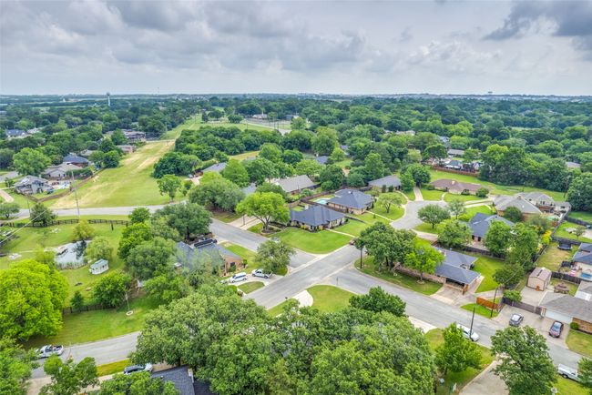 Aerial perspective of suburban area | Image 30
