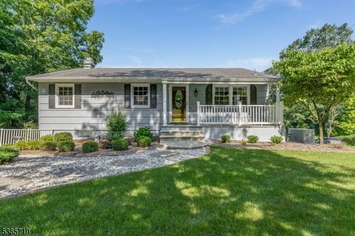 34 Brooklyn Rd, Stanhope, NJ, 07874-2870 | Card Image