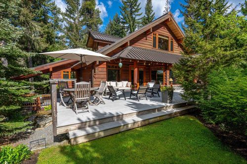 9583 Emerald Dr, Whistler, BC, V8E0G5 | Card Image