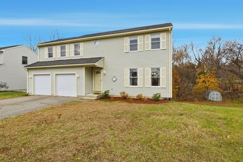 35 Lemnos Ln, Springfield, MA, 01119-2400 | Card Image