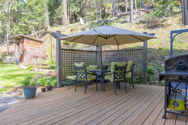 4810 Cannon Cres, House other with 3 bedrooms, 2 bathrooms and 3 parking in Pender Island BC | Image 31