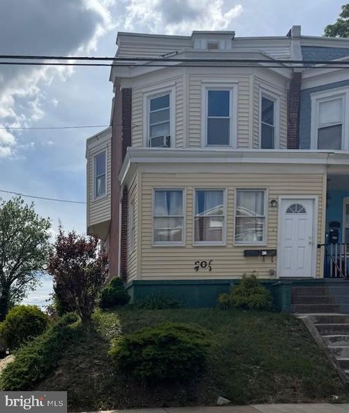 200 W 24th St, WILMINGTON, DE, 19802-4134 | Card Image