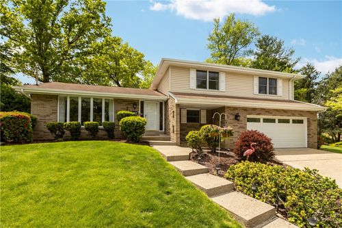 2428 Park Manor Dr, Mckeesport, PA, 15132 | Card Image