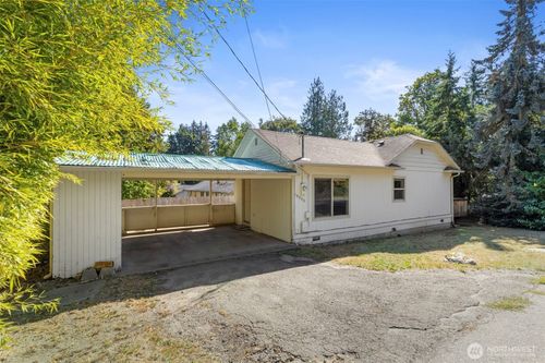 18952 Brockton Ave Ne, Suquamish, WA, 98392-9680 | Card Image