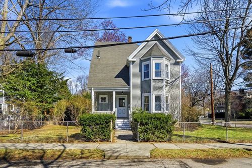 3 Ware Rd, Auburndale, MA, 02466-1415 | Card Image