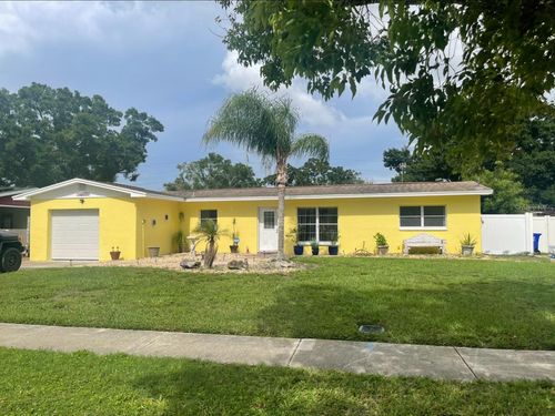 331 Shore Dr E, OLDSMAR, FL, 34677-3915 | Card Image