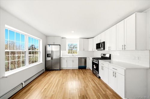 2-82 Morningside Ave, Yonkers, NY, 10703-2704 | Card Image